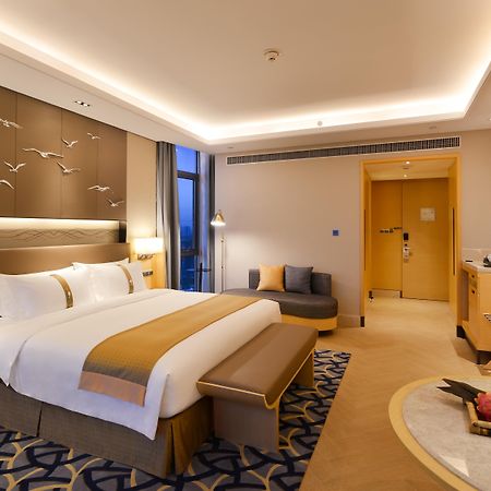 Holiday Inn Haikou West Coast By Ihg Ngoại thất bức ảnh